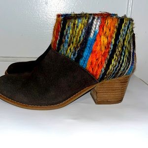 TOMS Leila boots.